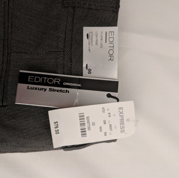Express Editor Pants Low Rise Flare Leg - Picture 2 of 3